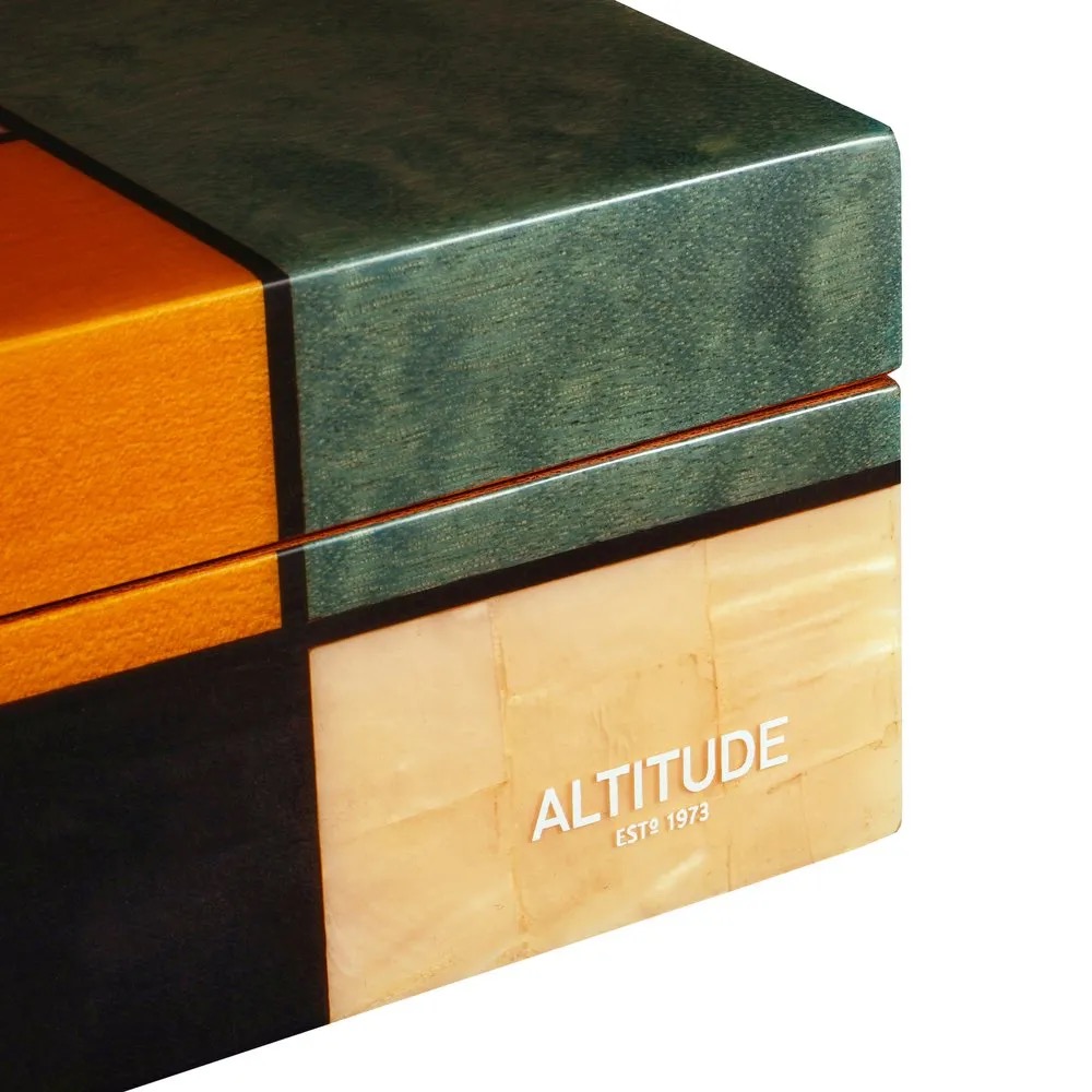 Altitude 220404
