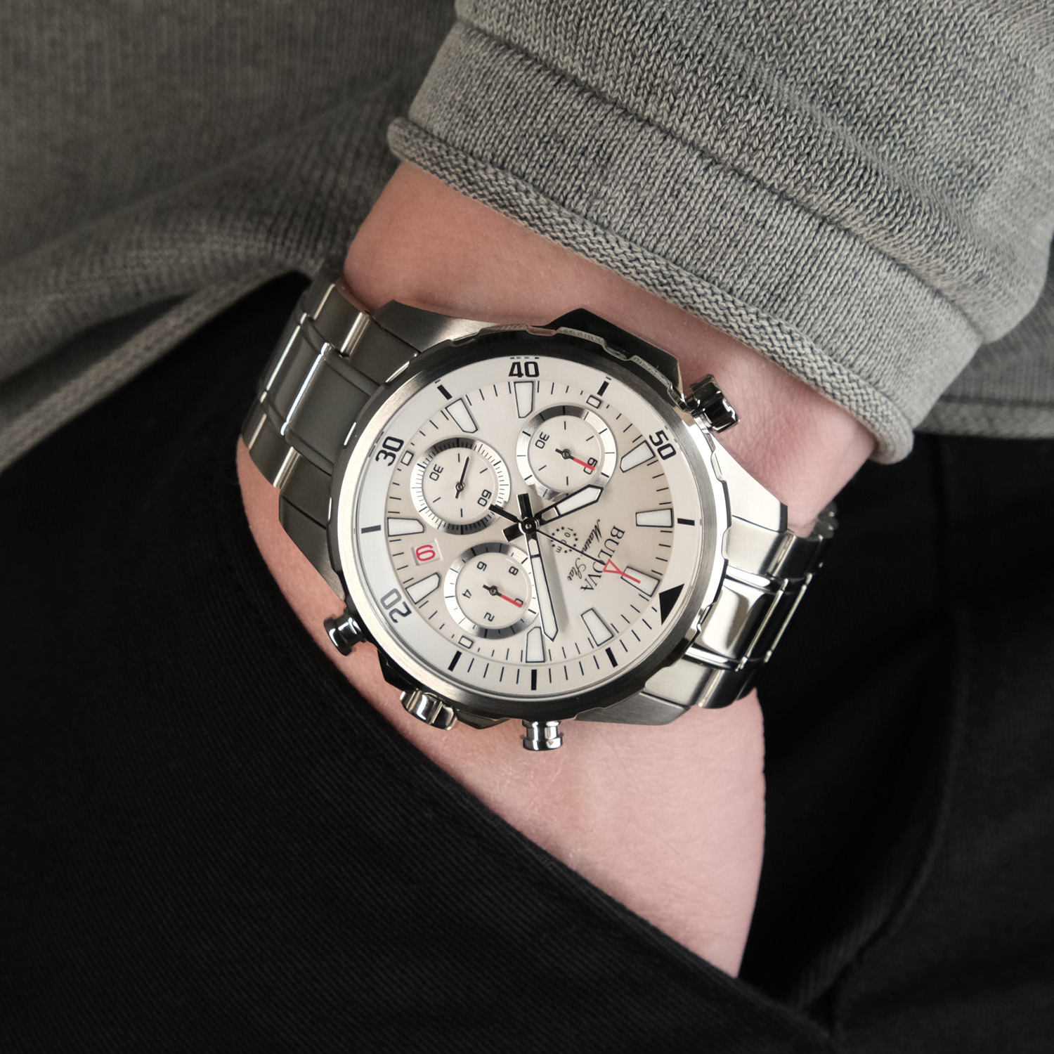 Bulova 96B255