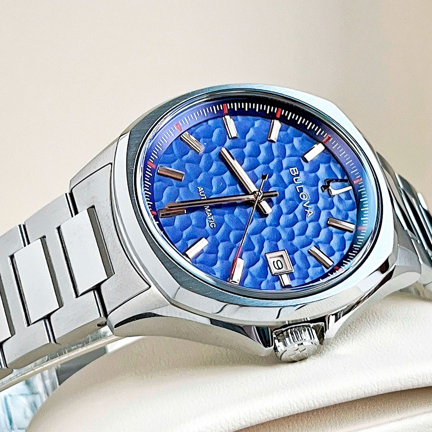 Bulova 96B484