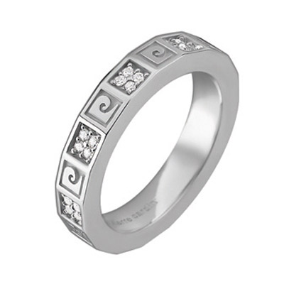 

Серебряное кольцо PCRG-90367.A