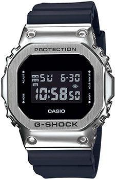 Часы Casio G-Shock GM-5600U-1