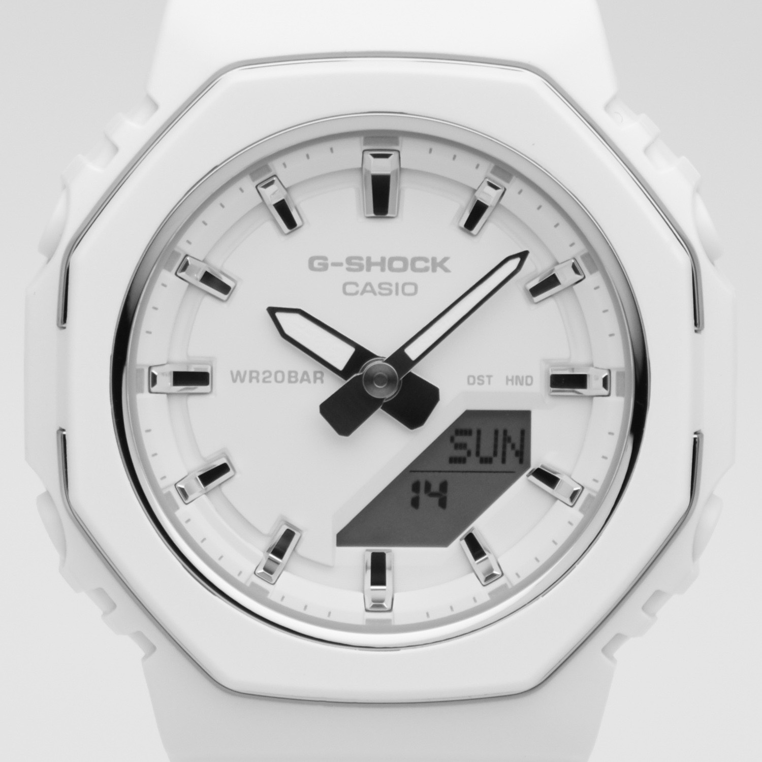 casio GMA-P2110-7A