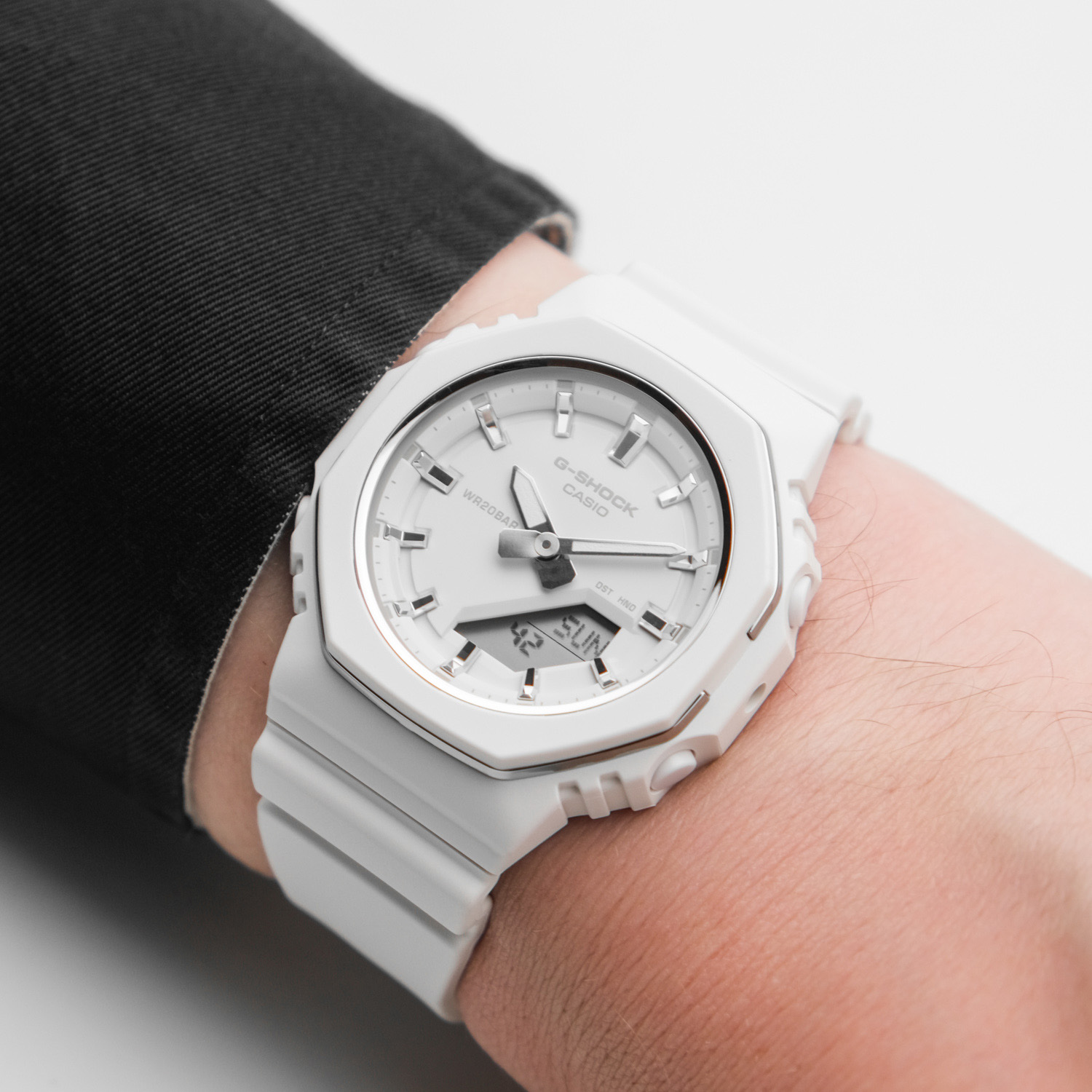 casio GMA-P2110-7A