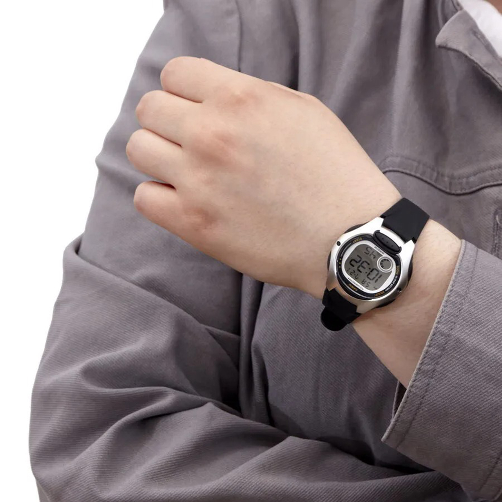 casio LW-200-1A