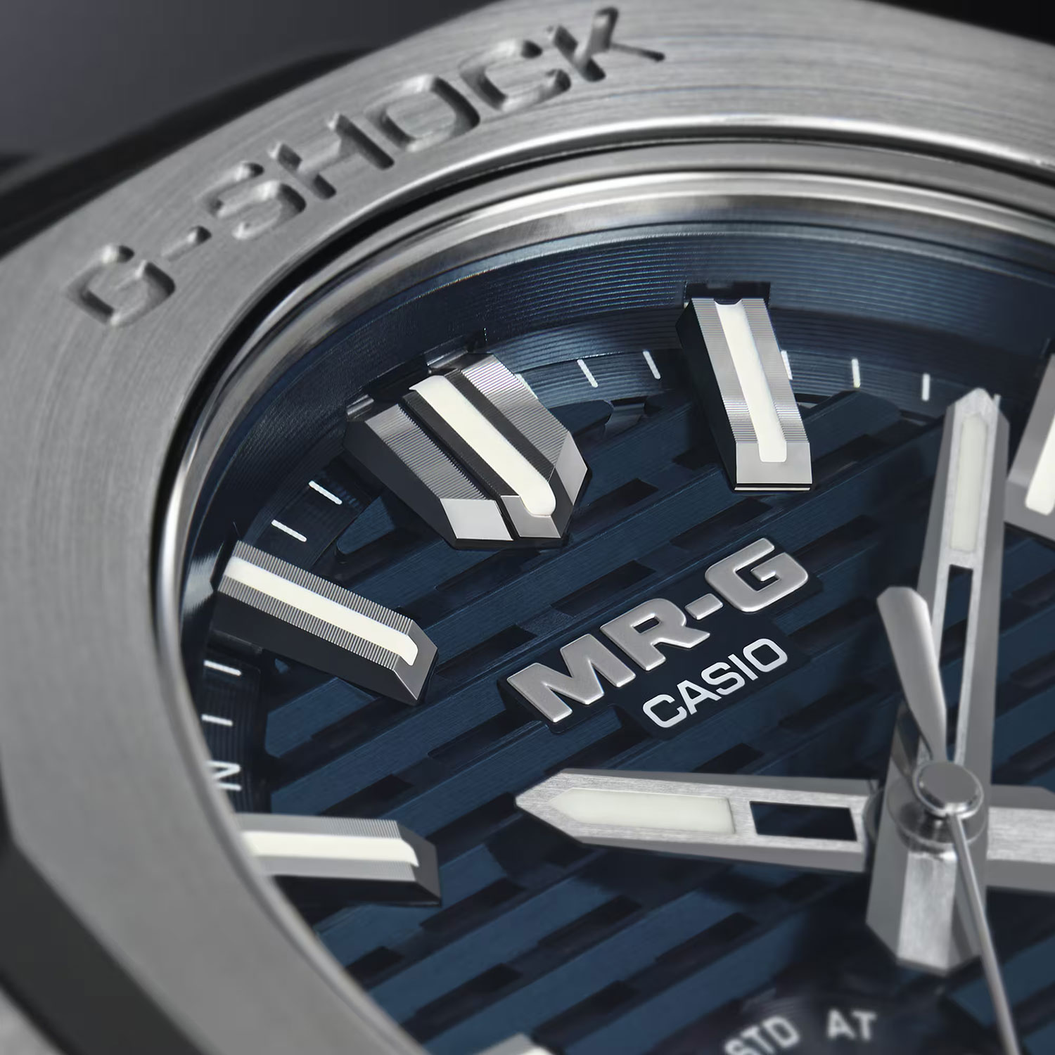 casio MRG-B2100D-2A