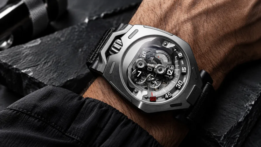 Urwerk UR-300