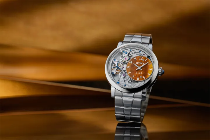 Bovet Recital 12: искусство времени в малахите и тигровом глазе