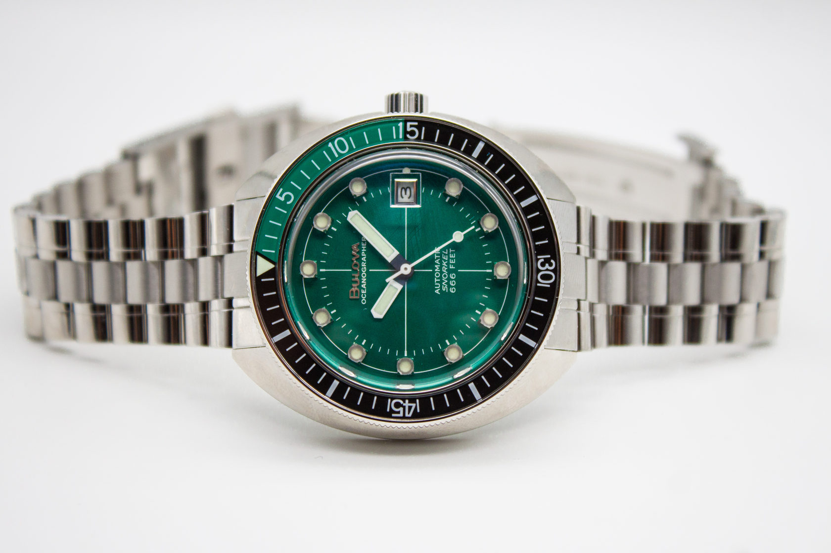 Bulova DEVIL DIVER 666 feet